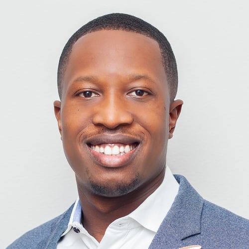 Chad Thomas headshot
