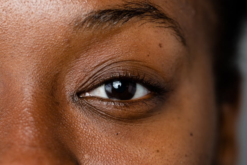 picture of woman's eye - eye contact